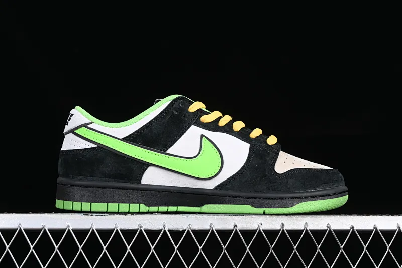 All Categories Nk SB Dunk Series Nk SB Dunk Low Low-top sneakers The Powerpuff Girls x Nk Dunk SB Low Powerpuff Girls joint black and green SB low-top casual sneakers GP5532-063